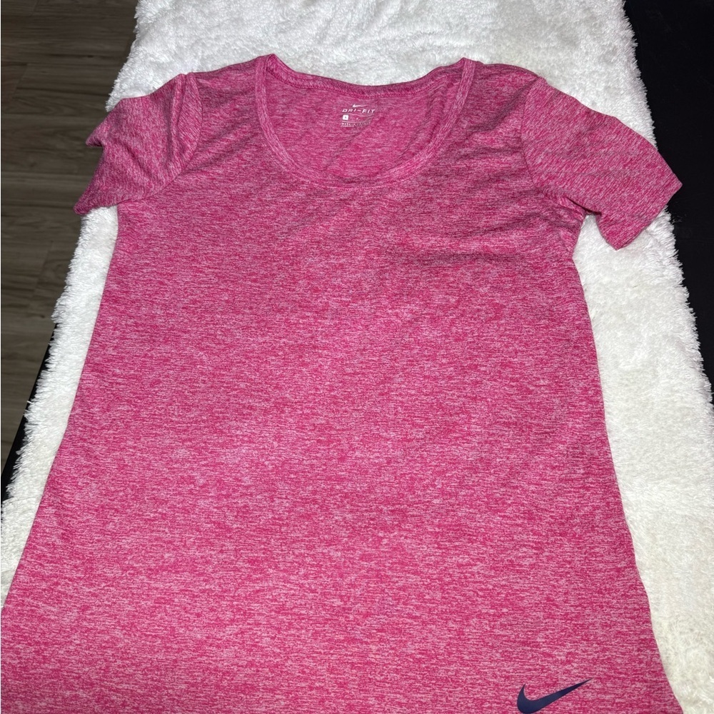Nike Women's Shirt Small Short Sleeve Scoop Neck Dri Fit Athletic Redish pink